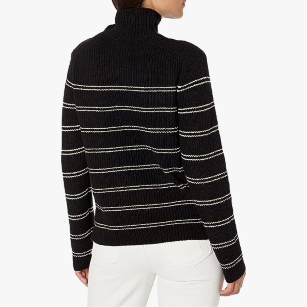 Vince sweater 100% cashmere black with white stripe size small new with tags